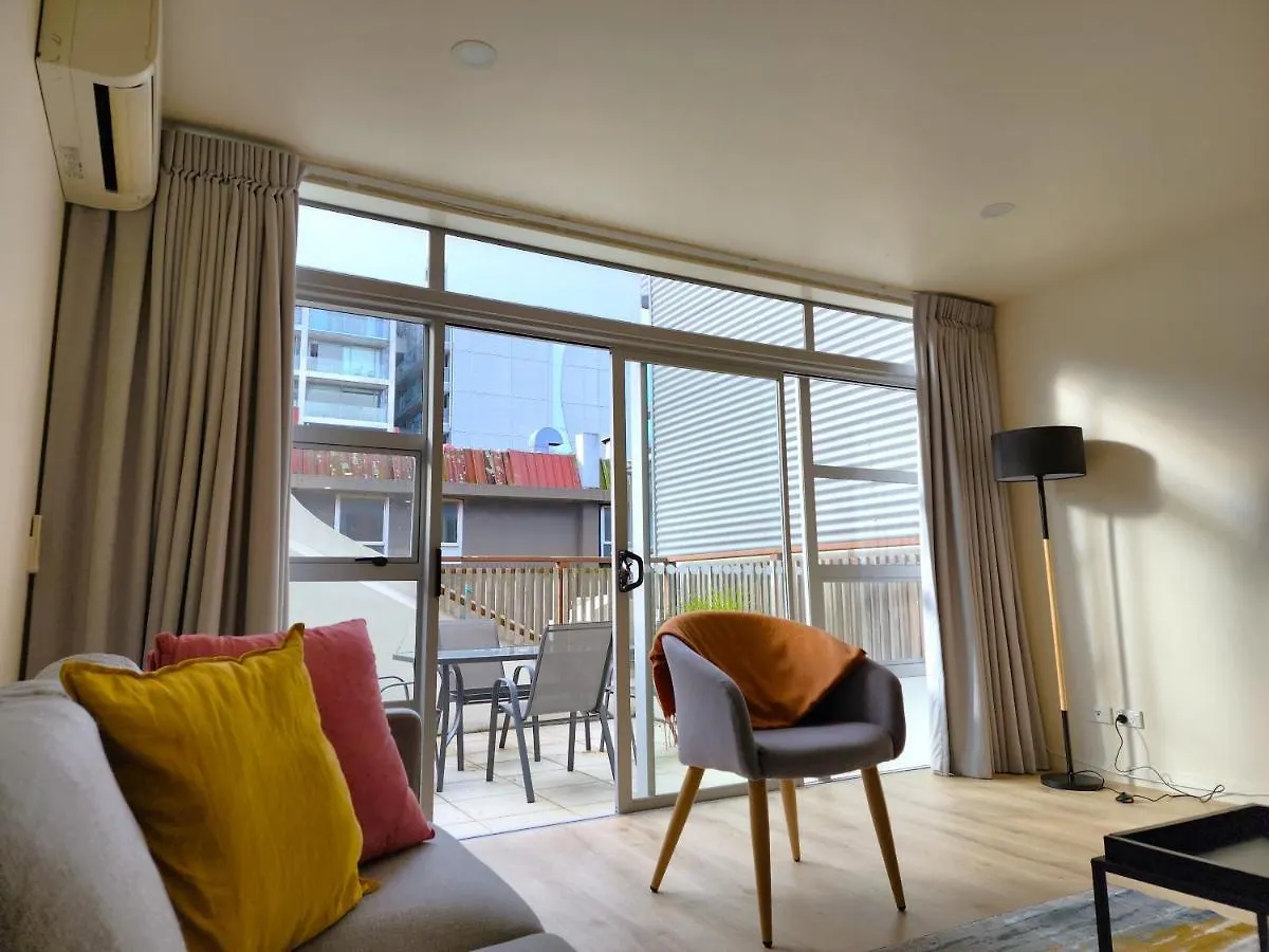 U Suites On Jessie Wellington Apartment